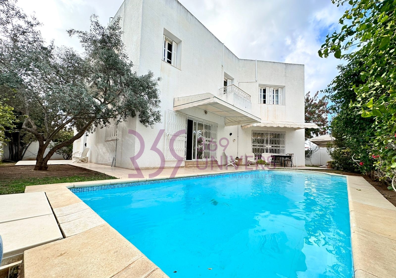 La Marsa Marsa Ennassim Vente Maisons Villa avec piscine  la marsa ref sh005