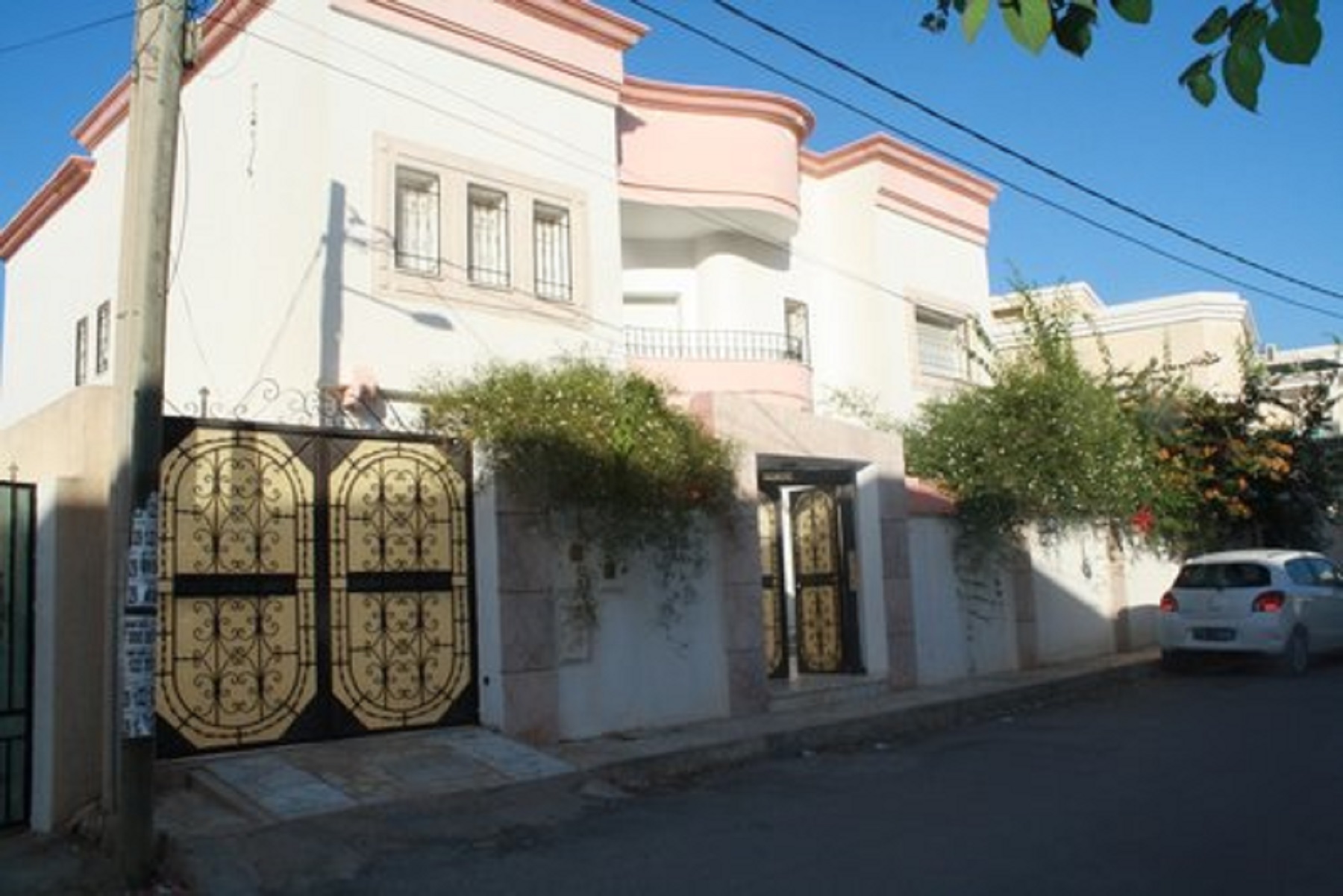 Hammam Chatt&nbsp;Hammam Chatt&nbsp;Vente&nbsp;Maisons&nbsp;Gps  villa deux niveaux tout en marbre