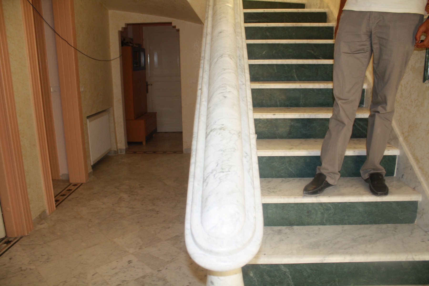 Hammam Chatt&nbsp;Hammam Chatt&nbsp;Vente&nbsp;Maisons&nbsp;Gps  villa deux niveaux tout en marbre