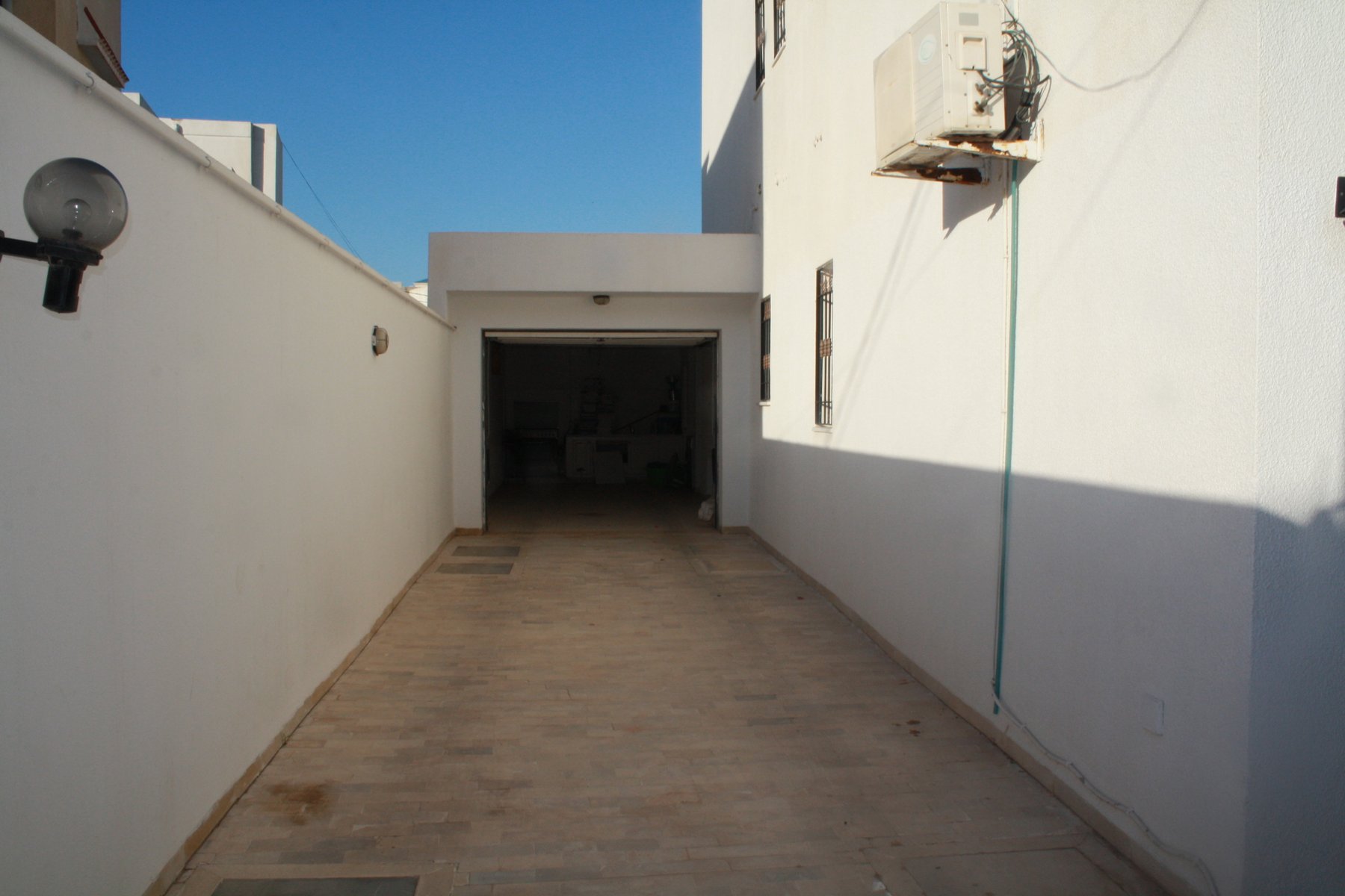 Hammam Chatt&nbsp;Hammam Chatt&nbsp;Vente&nbsp;Maisons&nbsp;Gps  villa deux niveaux tout en marbre