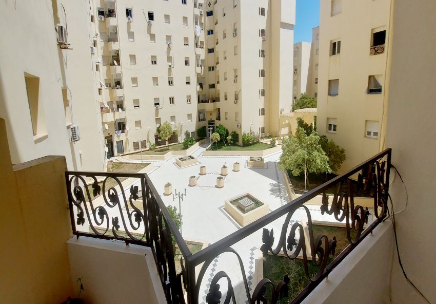 La Marsa El Aouina Vente Appart. 3 pices Particulier v apt s2 spacieux cit wahat