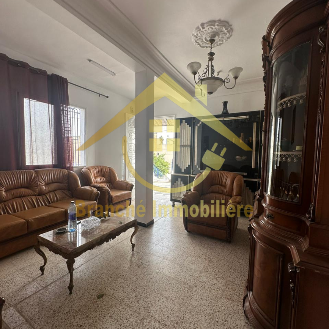 Ezzouhour (Tunis) Cite Ezzouhour Vente Maisons Une belle villa  cit ezzouhour bardo