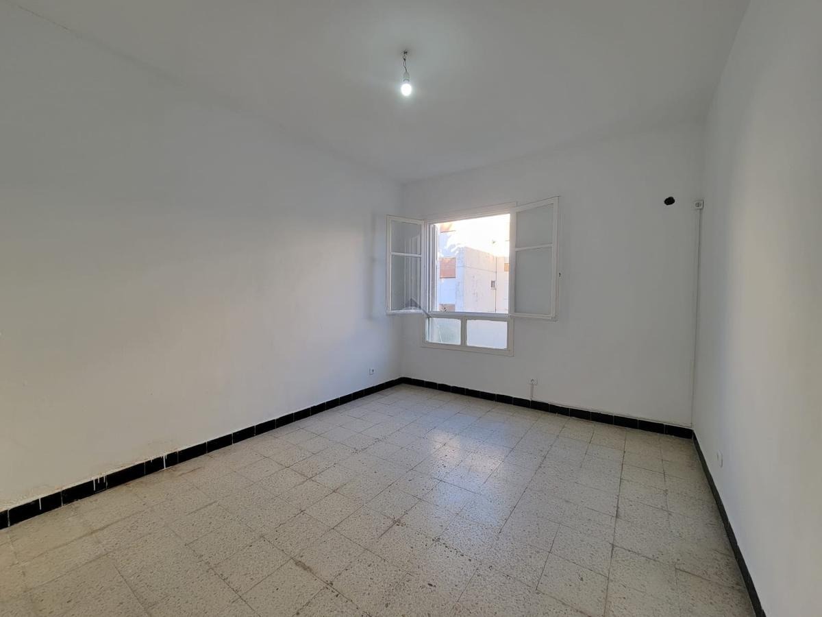 El Menzah El Menzah 1 Vente Appart. 4 pices Appartement 4 pices cit olympique