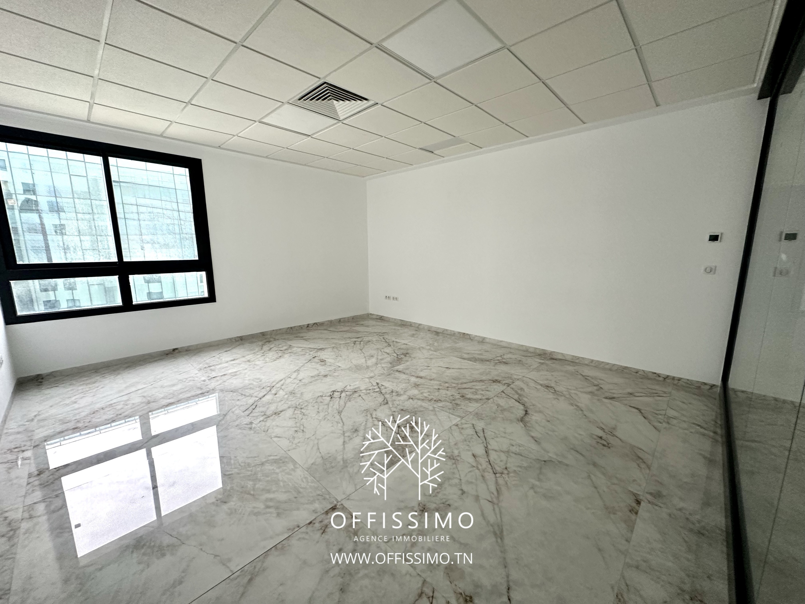 La Marsa&nbsp;Berge Du Lac&nbsp;Vente&nbsp;Surfaces&nbsp;Bureau haut standing lac 2 de 290m neuf