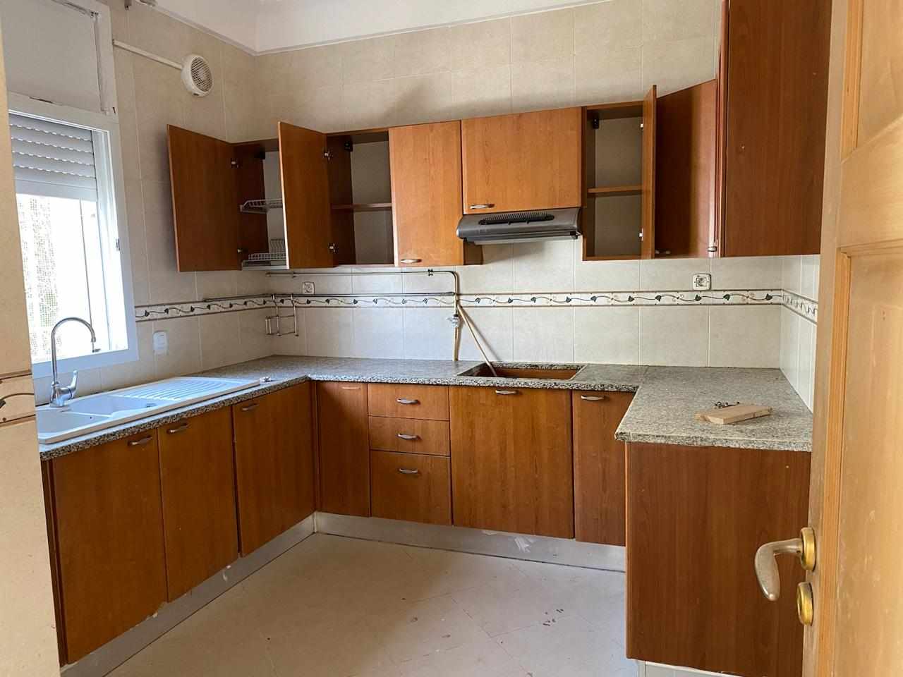 La Soukra Chotrana 3 Vente Appart. 3 pices Villa  s3  avec jardin la soukra shotrana 3