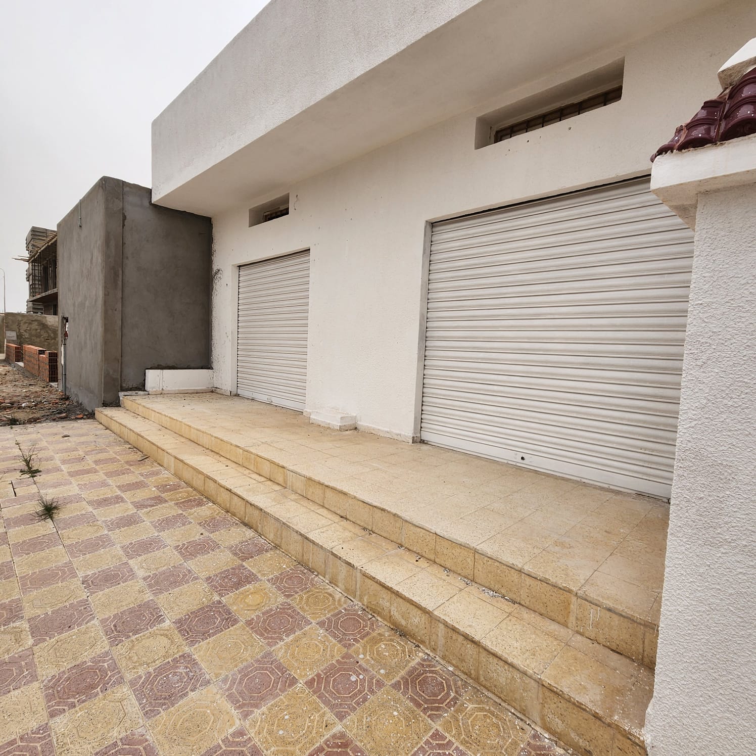 Hammam Chatt Borj Cedria Vente Maisons Villa avec deux garages