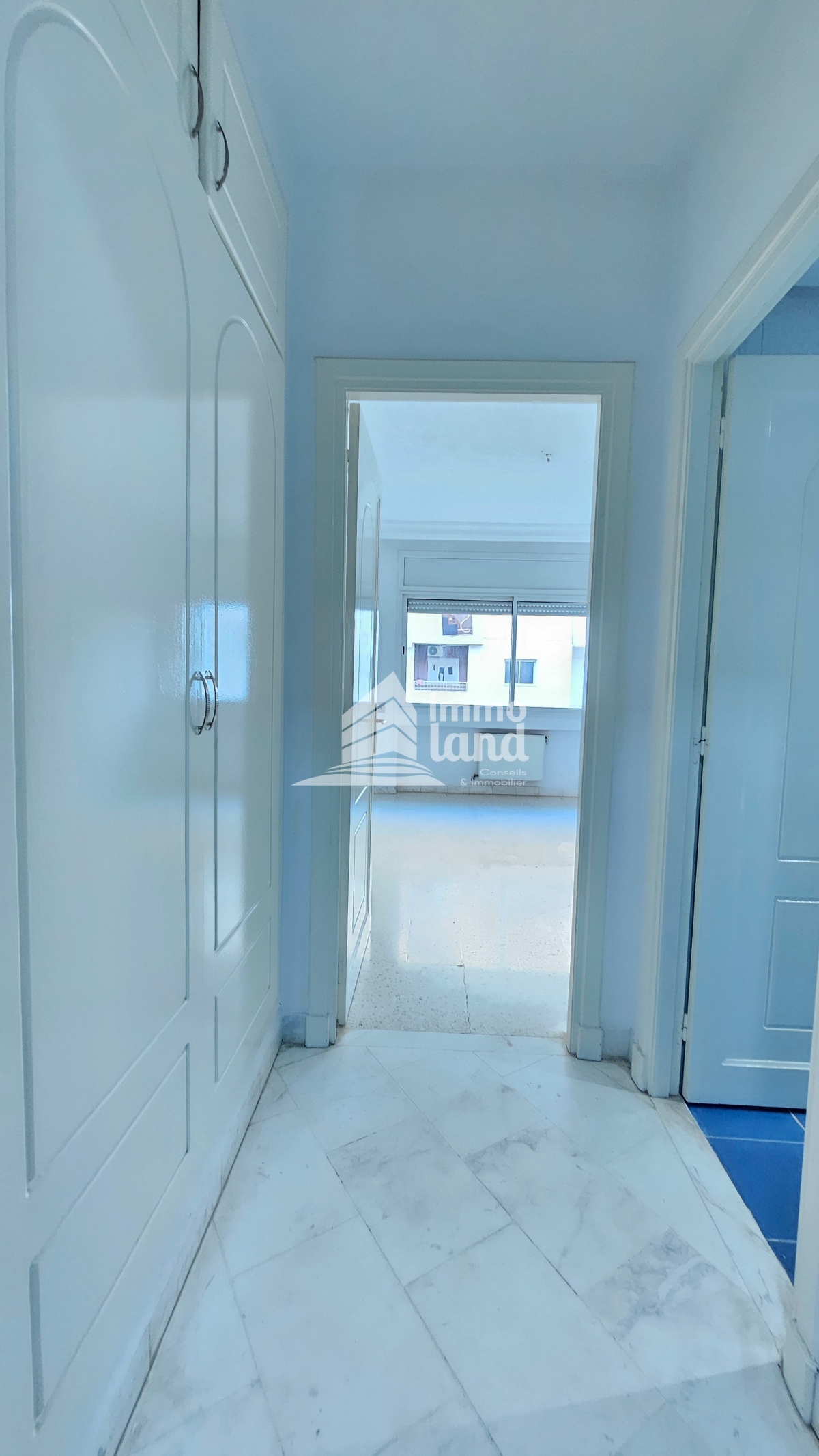 La Marsa El Aouina Vente Appart. 2 pices Appartement s1 de 97m  cit palmeraies