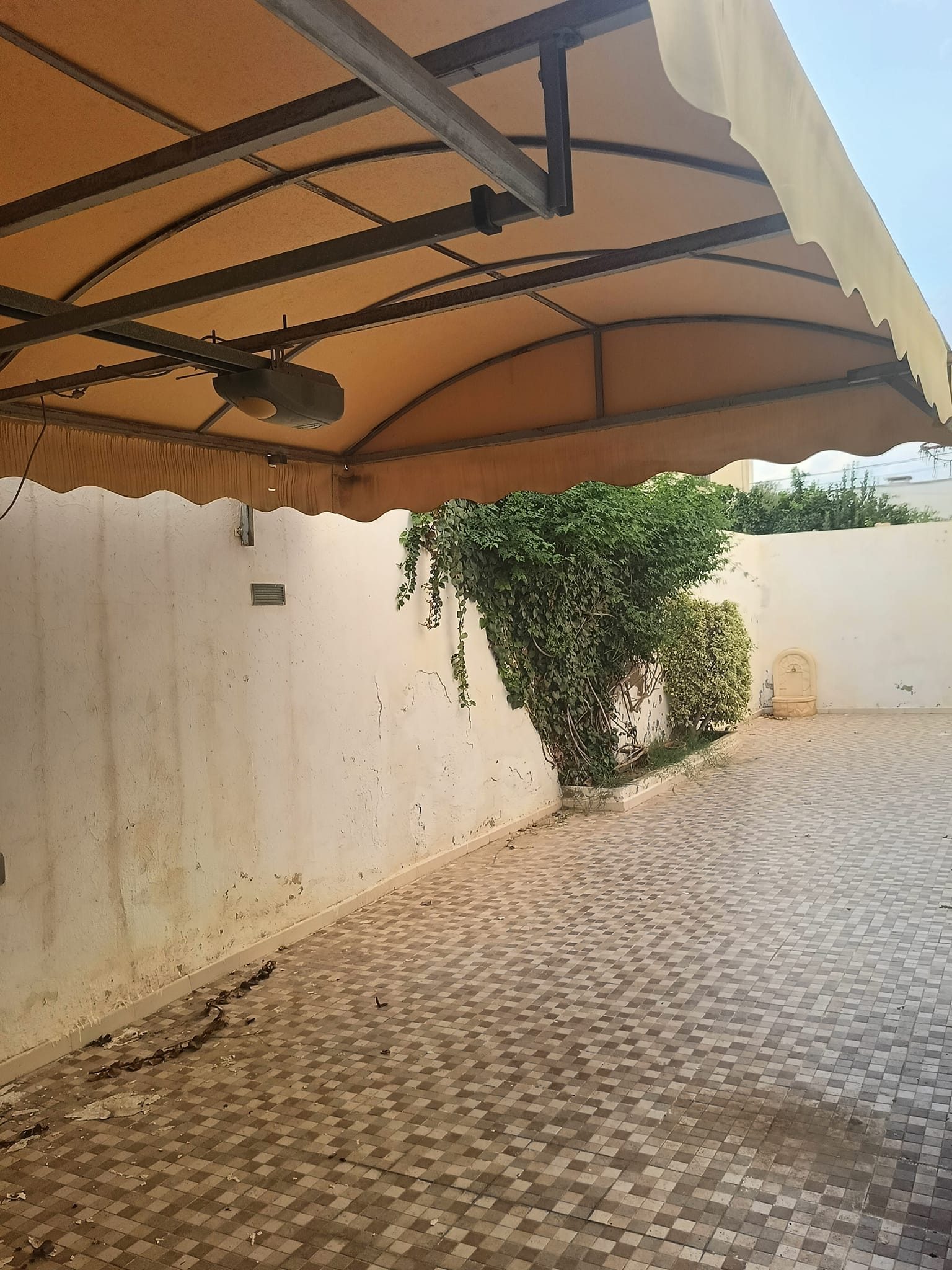 La Soukra Borj Louzir Vente Maisons Une villa  bourj louzir