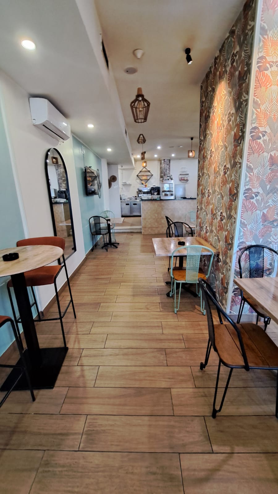 Ariana Ville Cite Ennasr 2 Vente Autre Local commercial caf restaurant ennasr 2  ariana