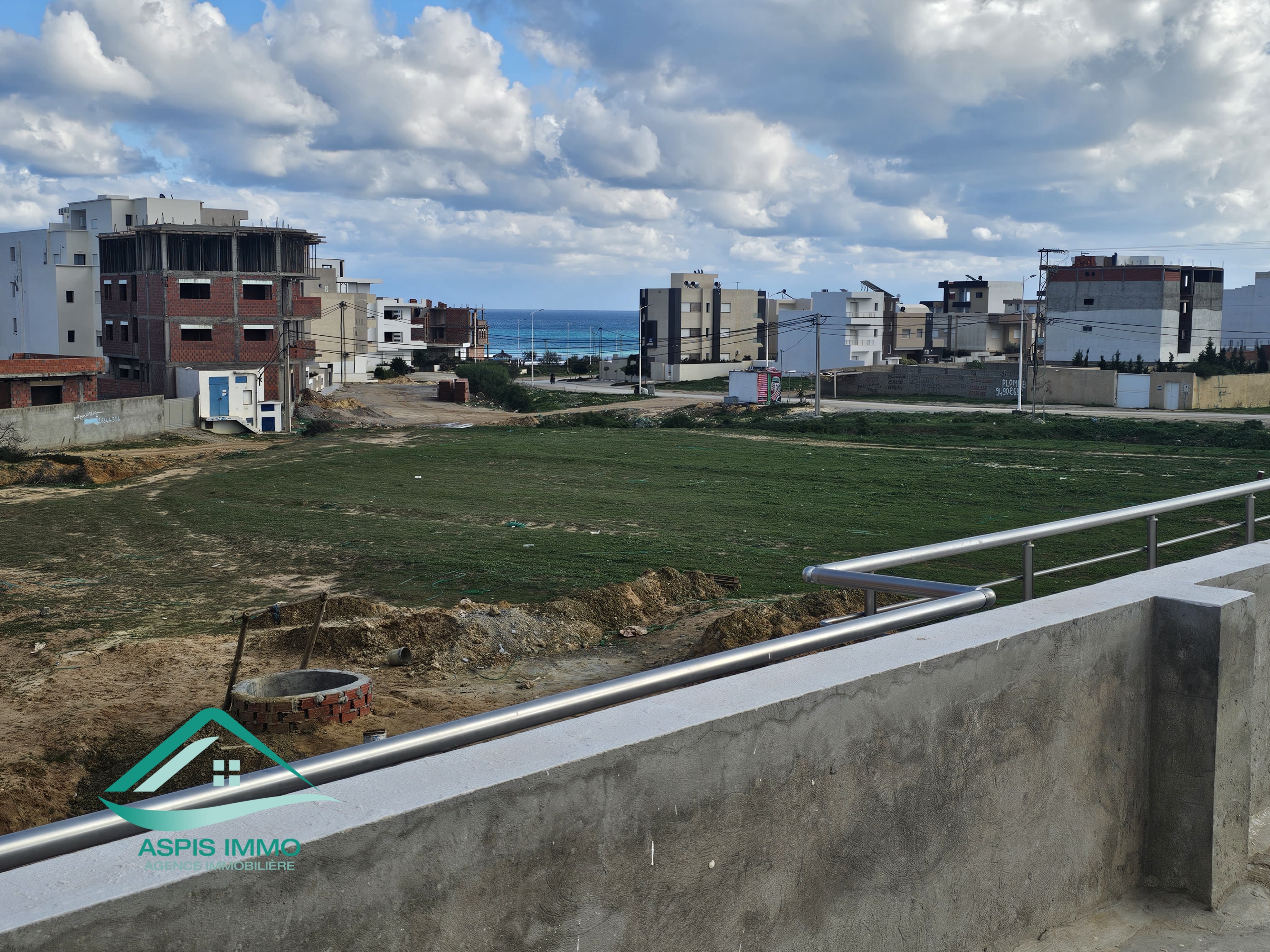 Hammam El Ghezaz Ezzahra Vente Maisons Vt965villa avec piscine 200 mtres plage ezzahra