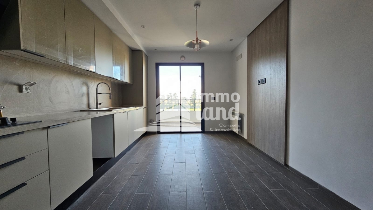 La Soukra Chotrana 2 Vente Appart. 4 pices Appartement s3 direct promoteur  la soukra