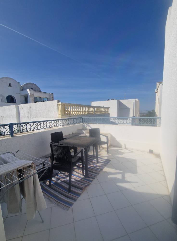 La Marsa Gammart Vente Appart. 4 pices Duplex   el golden tulip vue sur mer