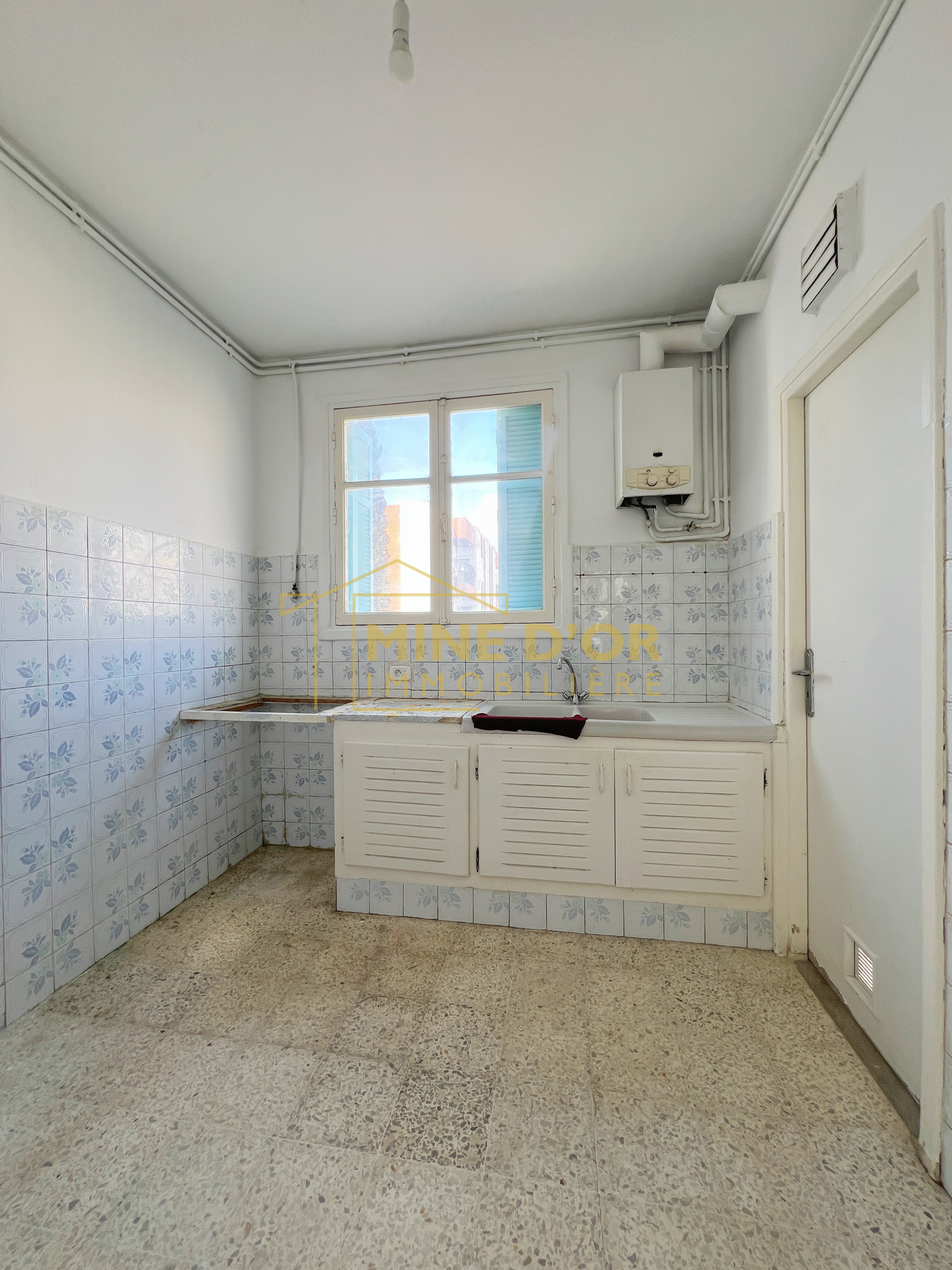 Cite El Khadra Cite Oplympique Vente Appart. 3 pices Appartement s2 a la cite olympique menzah