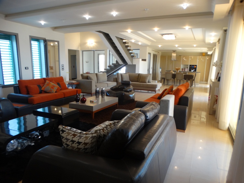 Hammamet Hammamet Vente Appart. 4 pices Villa somptueuse rf v1098