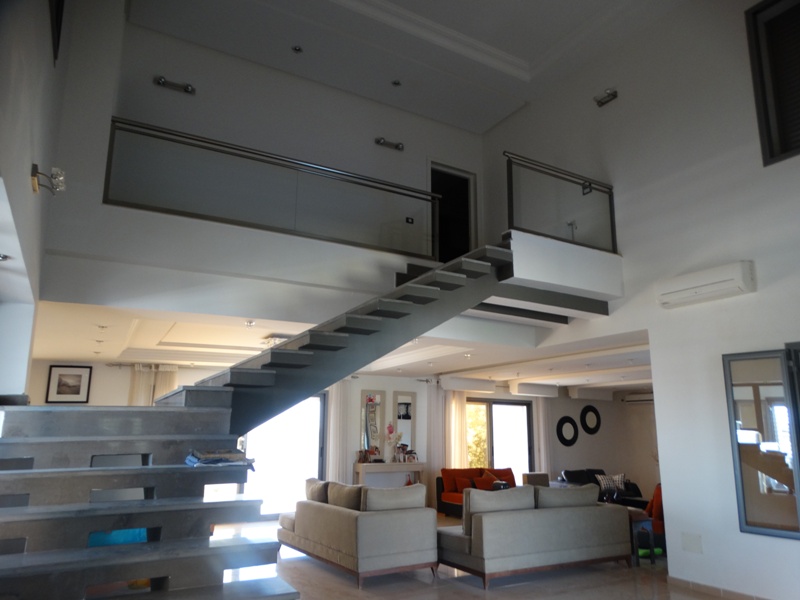 Hammamet Hammamet Vente Appart. 4 pices Villa somptueuse rf v1098