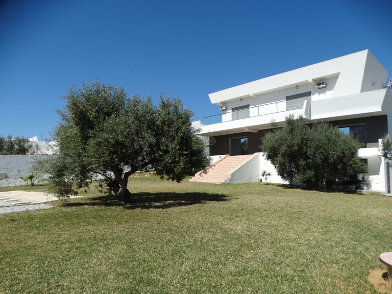 Hammamet Hammamet Vente Appart. 4 pices Villa somptueuse rf v1098