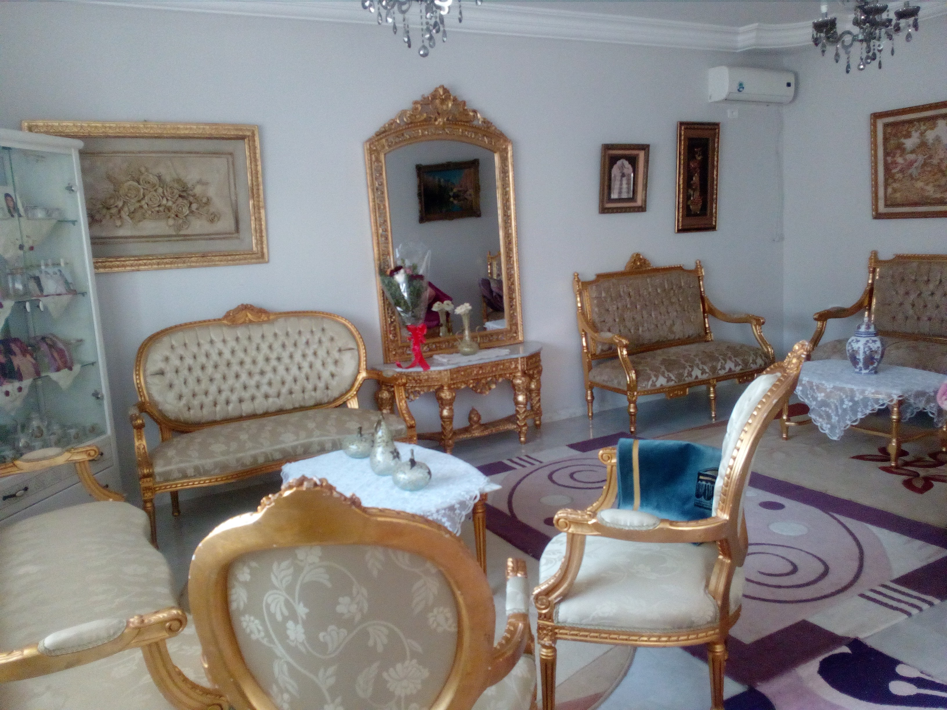 Raoued&nbsp;Cite Ennkhilet&nbsp;Vente&nbsp;Maisons&nbsp;Villa  de 2 �tages pr�s du rondpoint l'escale