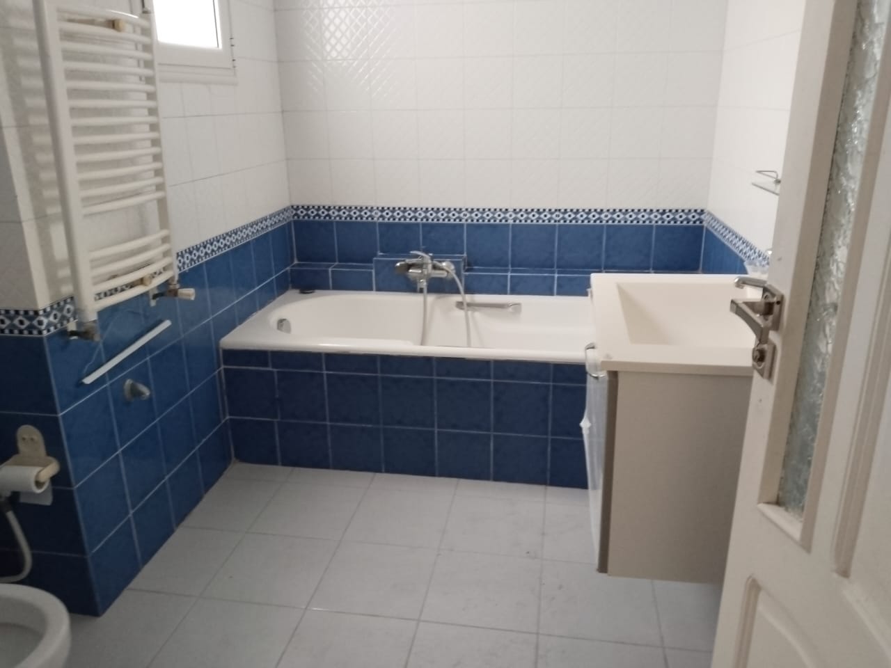 Ariana Ville&nbsp;Cite Ennasr 2&nbsp;Vente&nbsp;Maisons&nbsp;Ennasr2 vnt villa 450m2