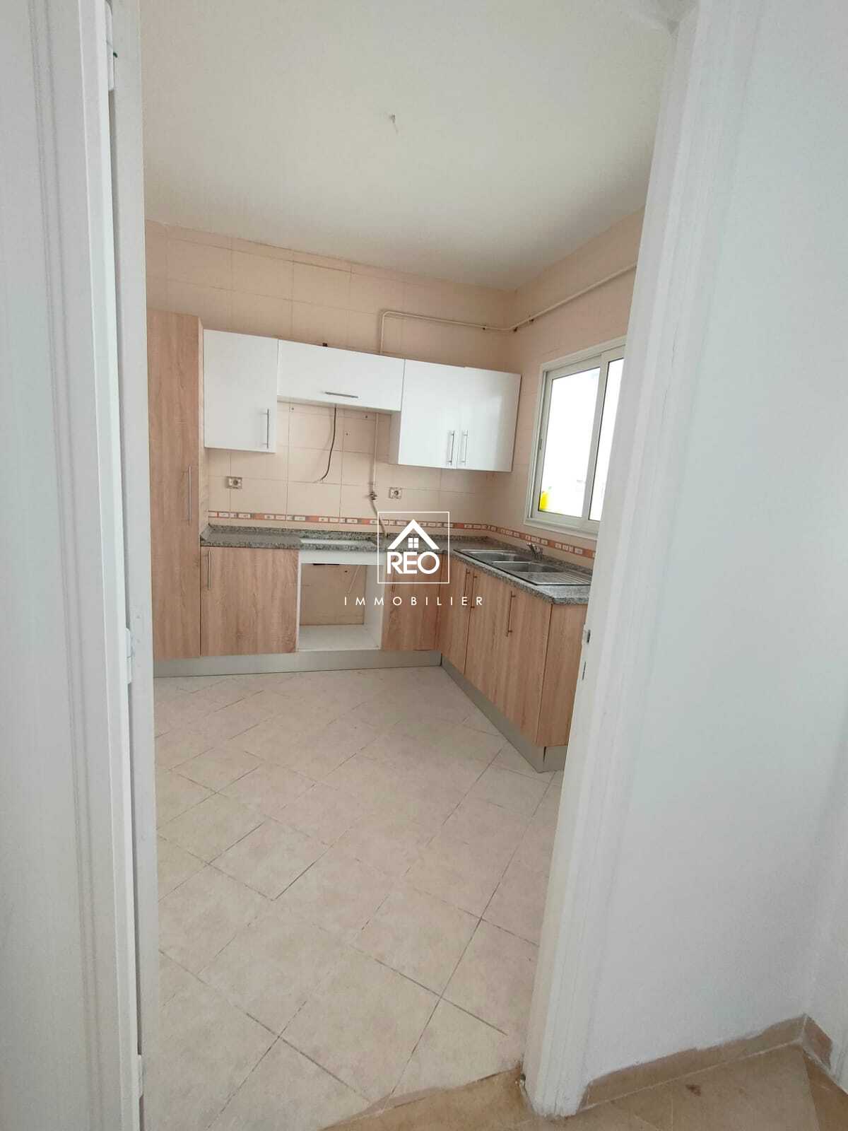 Ariana Ville Cite Ennasr 2 Vente Appart. 3 pices A un appartement s3