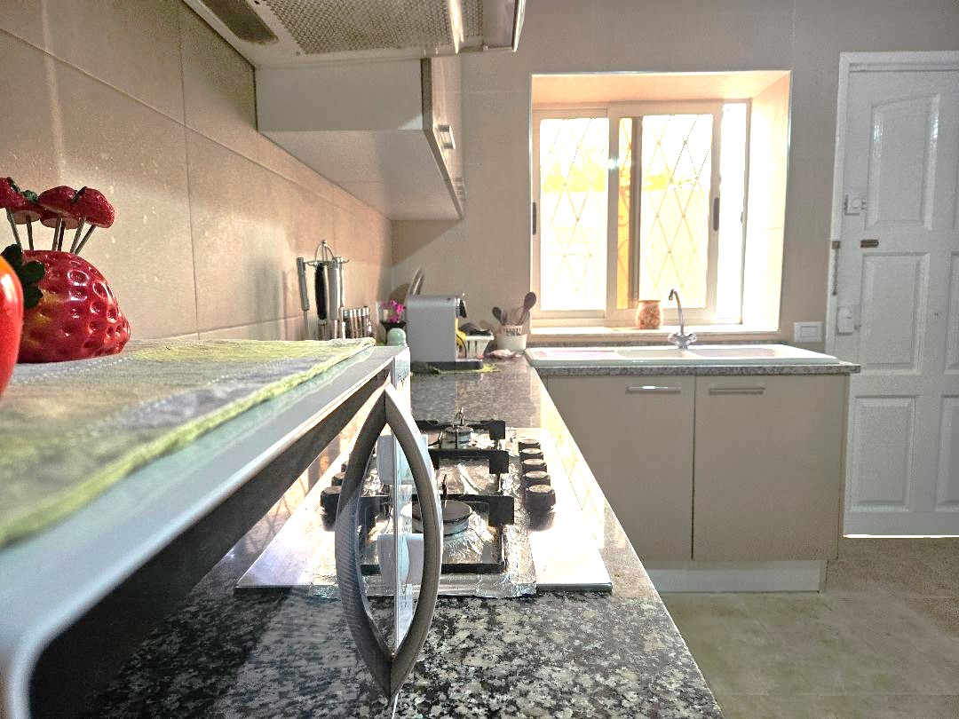 El Omrane El Omrane Vente Maisons Villa moderne jumele 3 niveaux bon tat et studio
