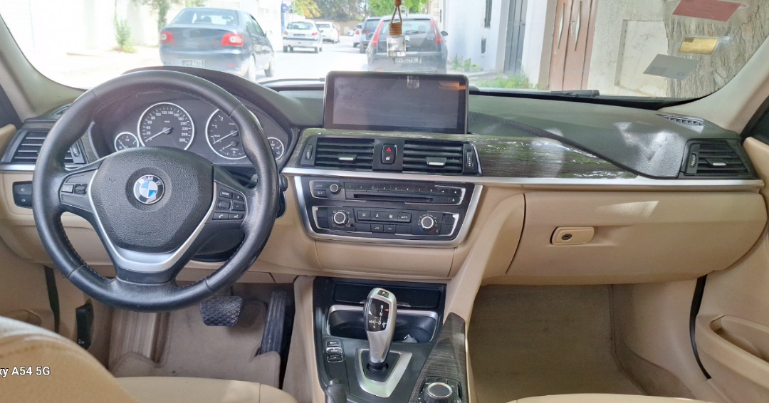 Sidi El Bechir Monfleury Bmw Serie 3 Ndhifa barcha