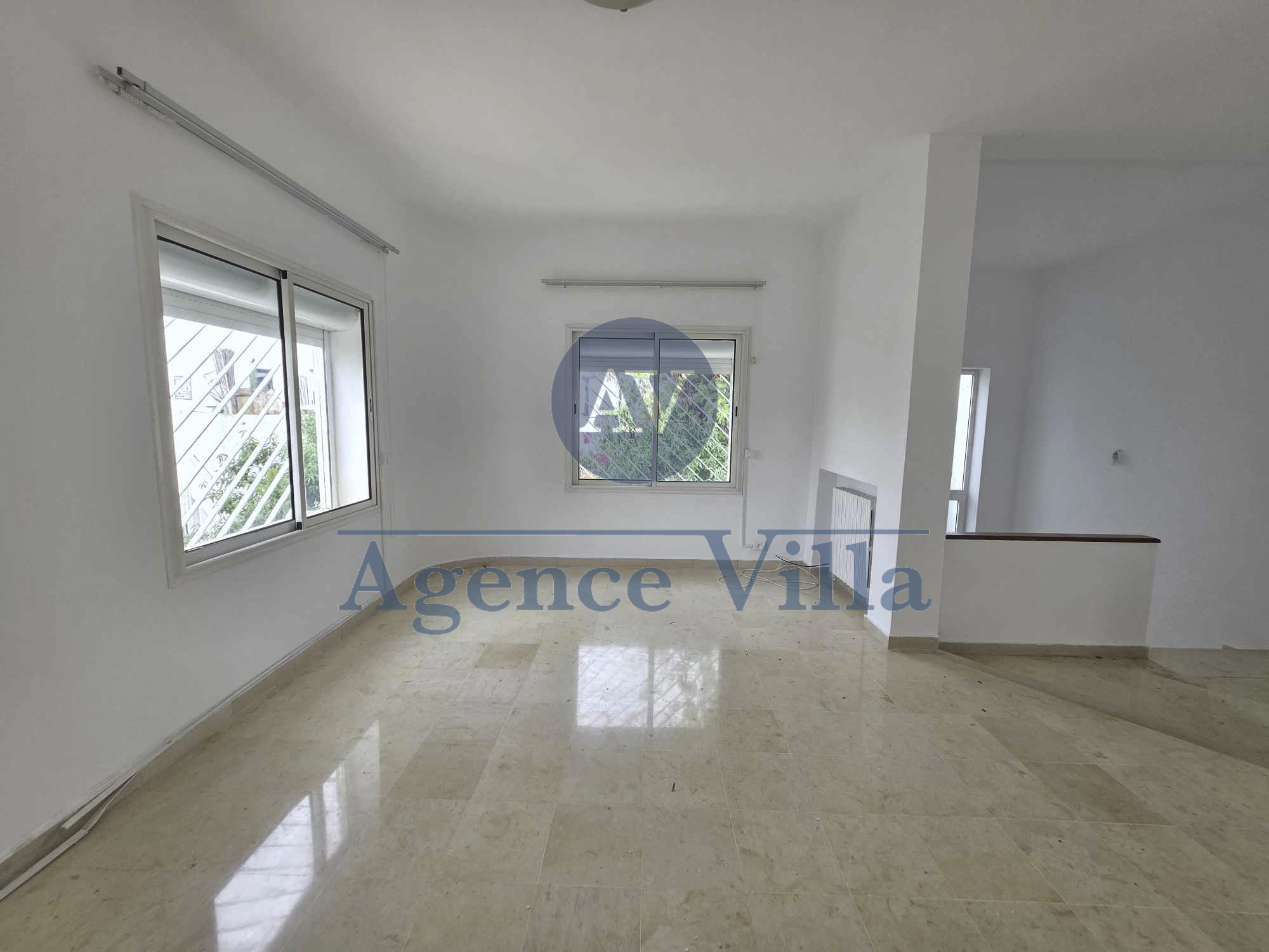 La Marsa Cite El Hana Vente Maisons Une villa  la marsa avec piscine
