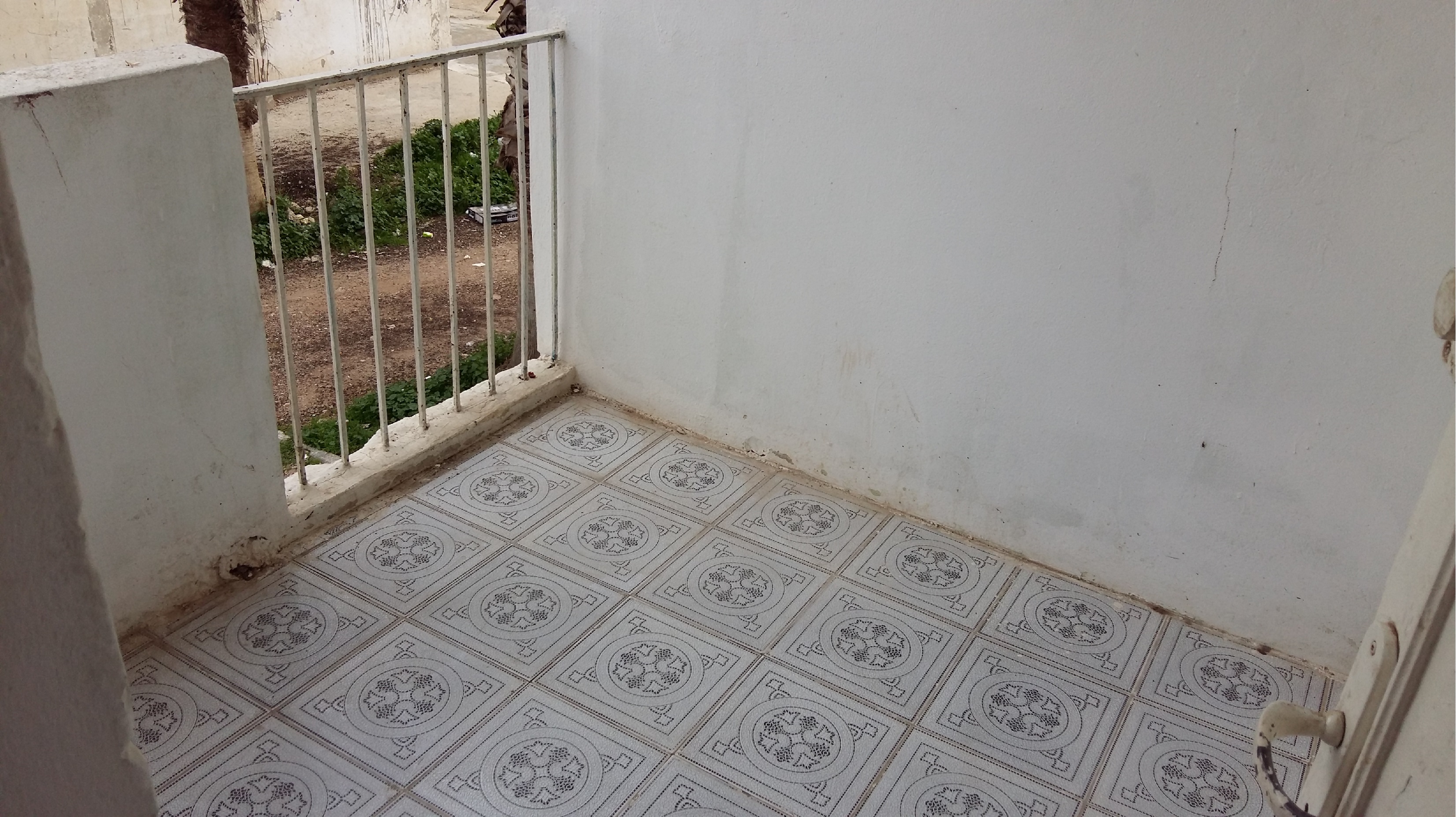 Mannouba Denden Vente Appart. 3 pices Appartement 1 salon plus 2 cc au 1er tage