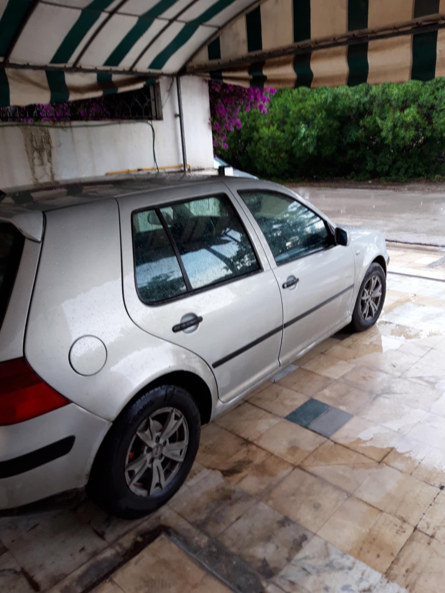 El Menzah Mutuelle Ville Volkswagen Golf 4 Voiture golf
