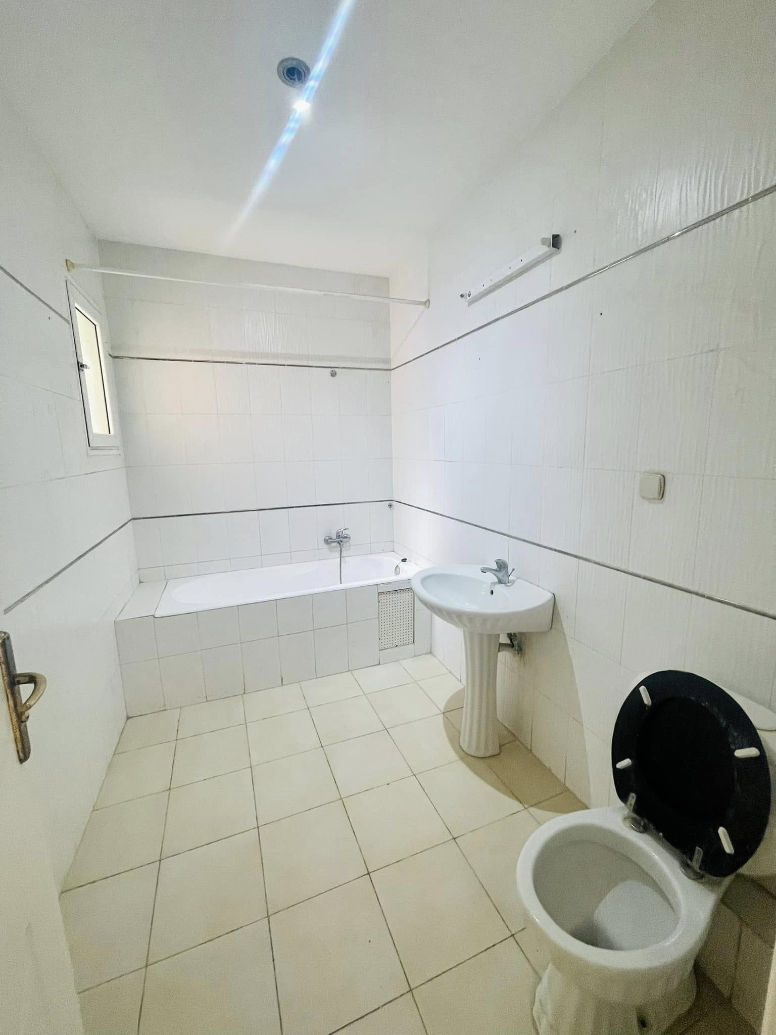 Vente Appart. 5 pices+ - Tunisie