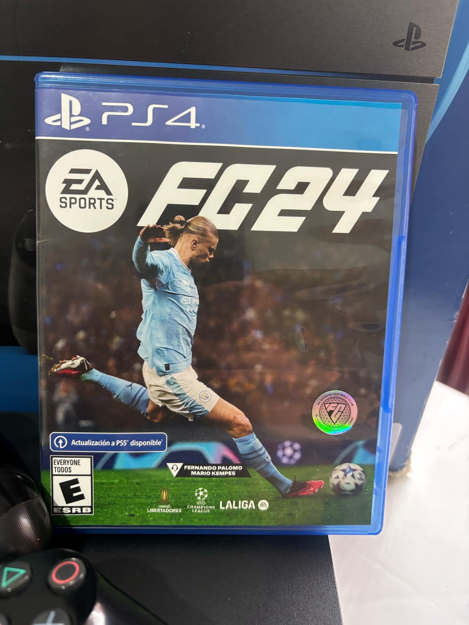 Ariana Ville El Menzah 6 Playstation Autre Ps4 1to 2manettes cd