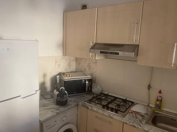 Cite El Khadra Zone urbaine nord Vente Appart. 1 pice Appartement s1 moderne avec place parking au cun