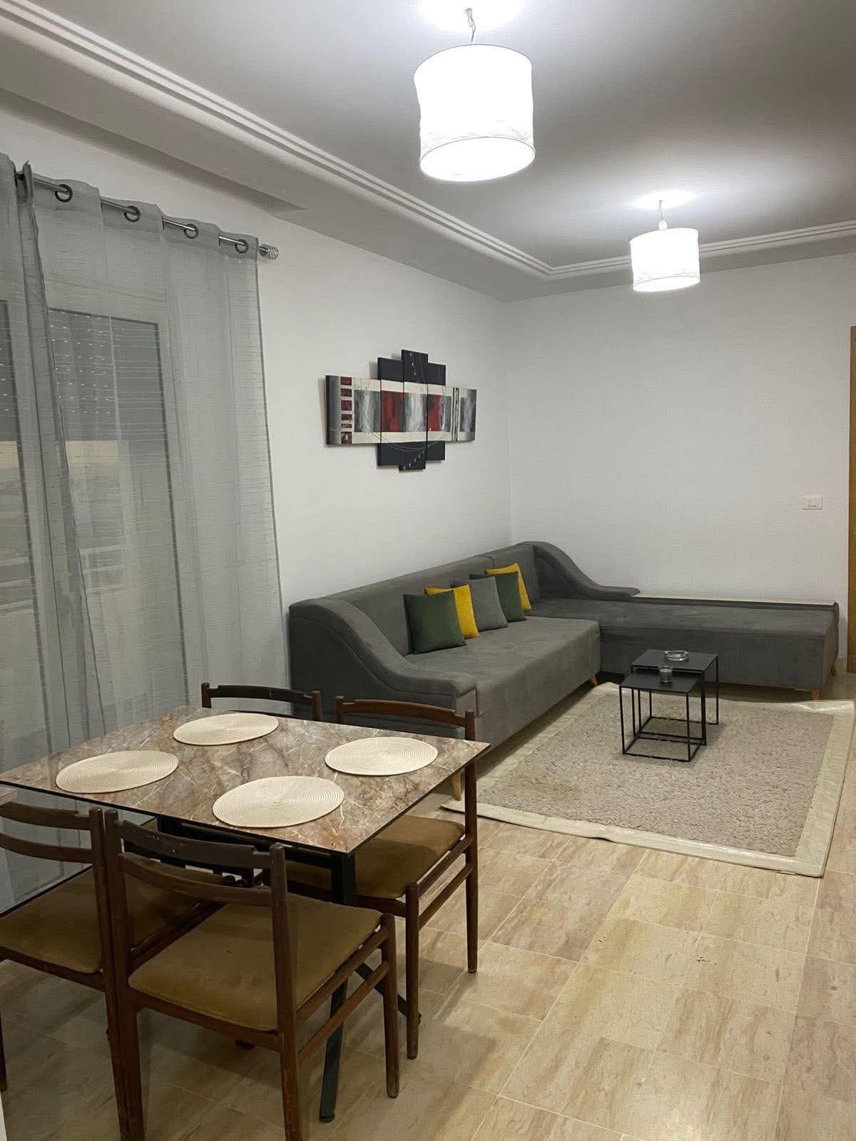 Ain Zaghouan Ain Zaghouan Vente Appart. 2 pices S1 200 md avec terrasse wahat l'aouina