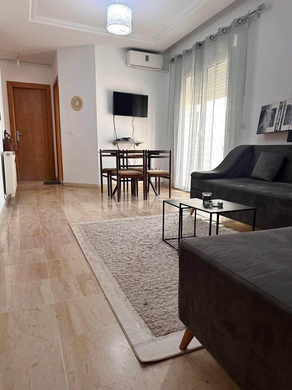 Ain Zaghouan Ain Zaghouan Vente Appart. 2 pices S1 200 md avec terrasse wahat l'aouina