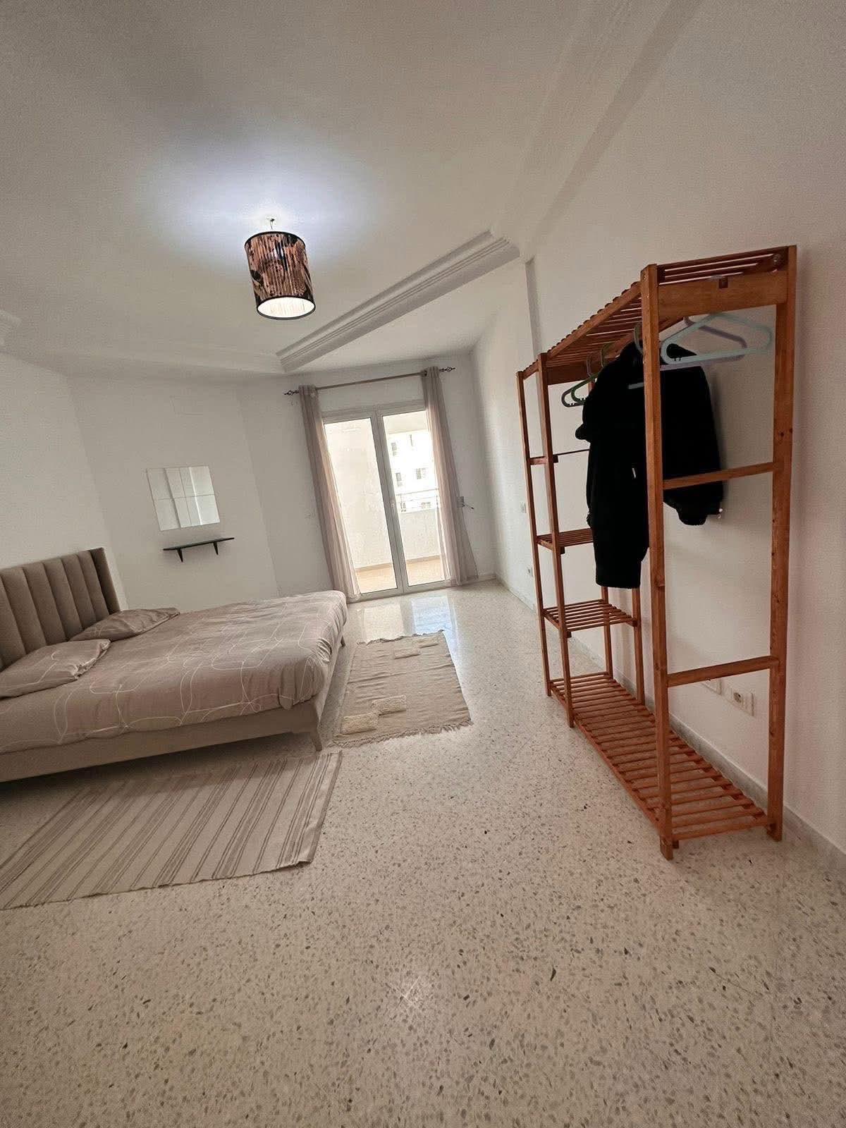 Ain Zaghouan Ain Zaghouan Vente Appart. 2 pices S1 200 md avec terrasse wahat l'aouina