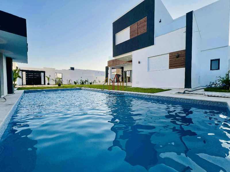 Hammamet Hammamet Vente Appart. 5 pices+ V563 villa versace villa luxe