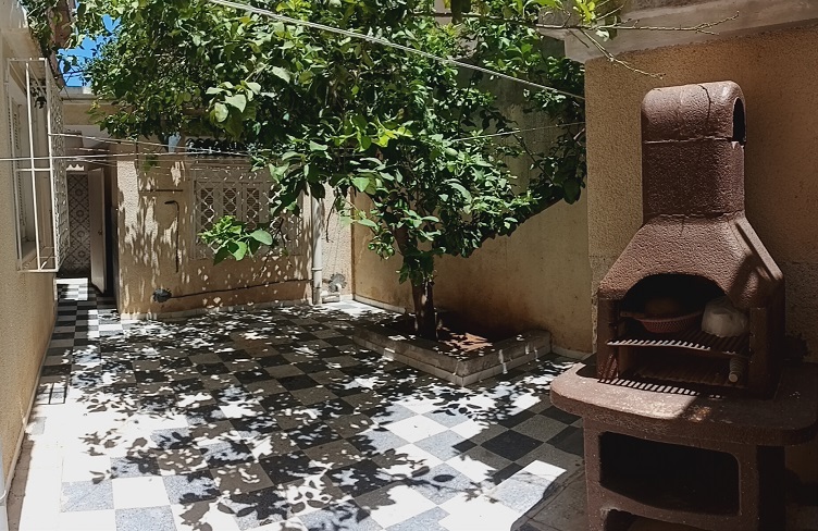 El Mourouj&nbsp;El Mourouj&nbsp;Vente&nbsp;Maisons&nbsp;Villa av 20 mars avec local commercial