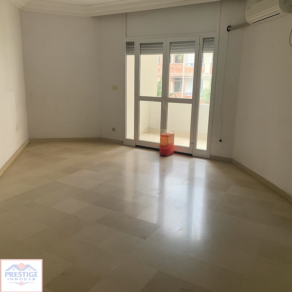 La Marsa El Aouina Vente Appart. 3 pices S3  laouina cit les palmeraies  1er tage