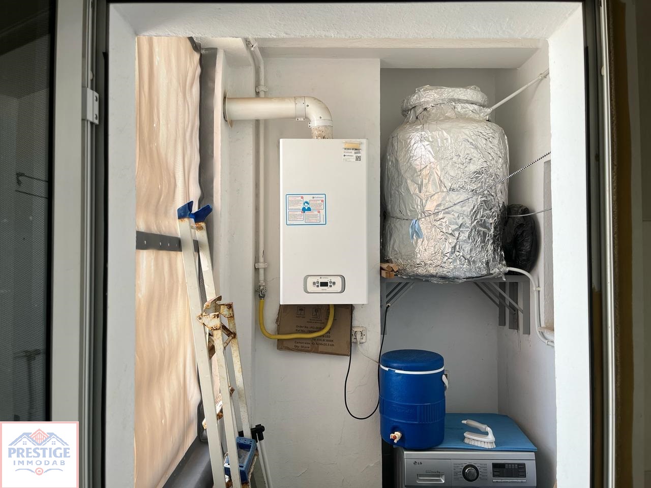 La Marsa El Aouina Vente Appart. 3 pices Appartement s3  laouina  hay el wahat