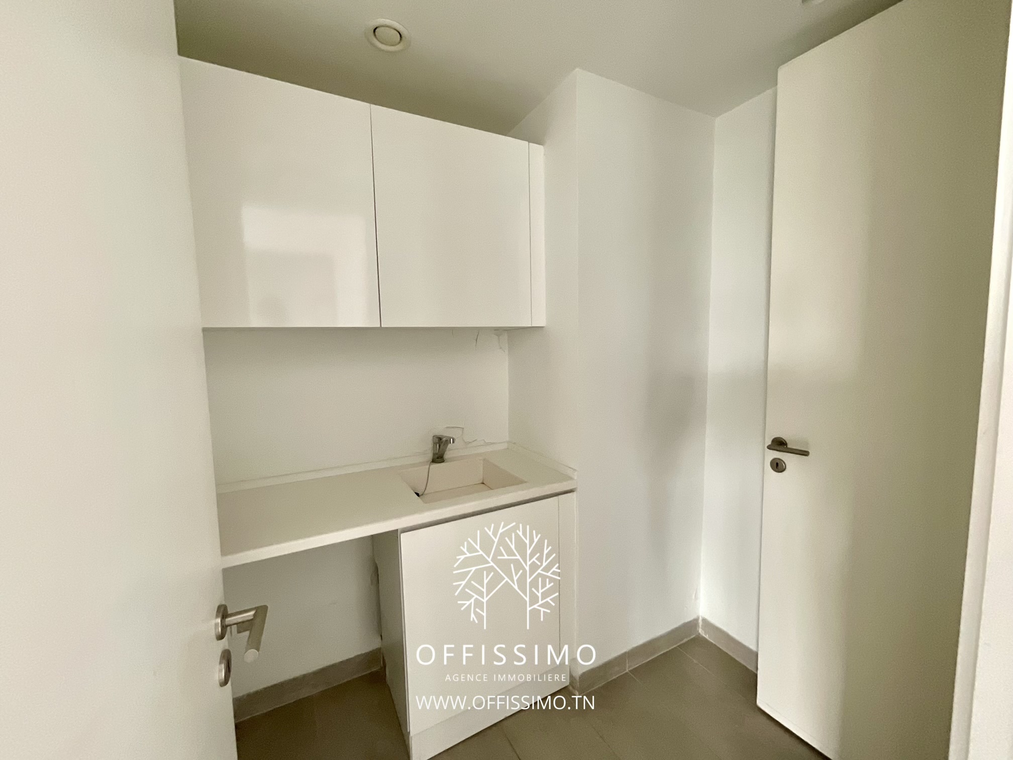 Ain Zaghouan Jardins de Carthage Vente Surfaces Bureau jardin de carthage 250m