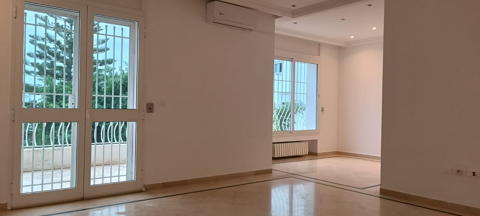 Ariana Ville Cite Ennasr 2 Vente Maisons Coquette villa  cit ennasr 2