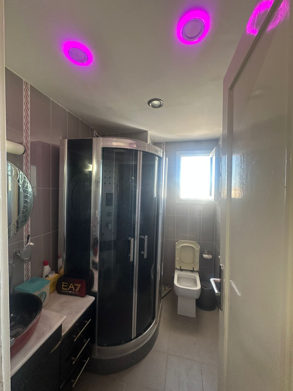 Ariana Ville El Menzah 5 Vente Appart. 2 pices Un appartement en s1  menzah 5