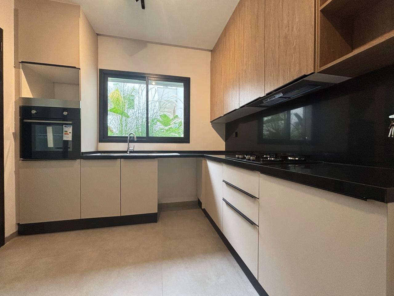 La Soukra Chotrana 1 Vente Appart. 4 pices Appt s3 neuf avec jardin  chotrana 1