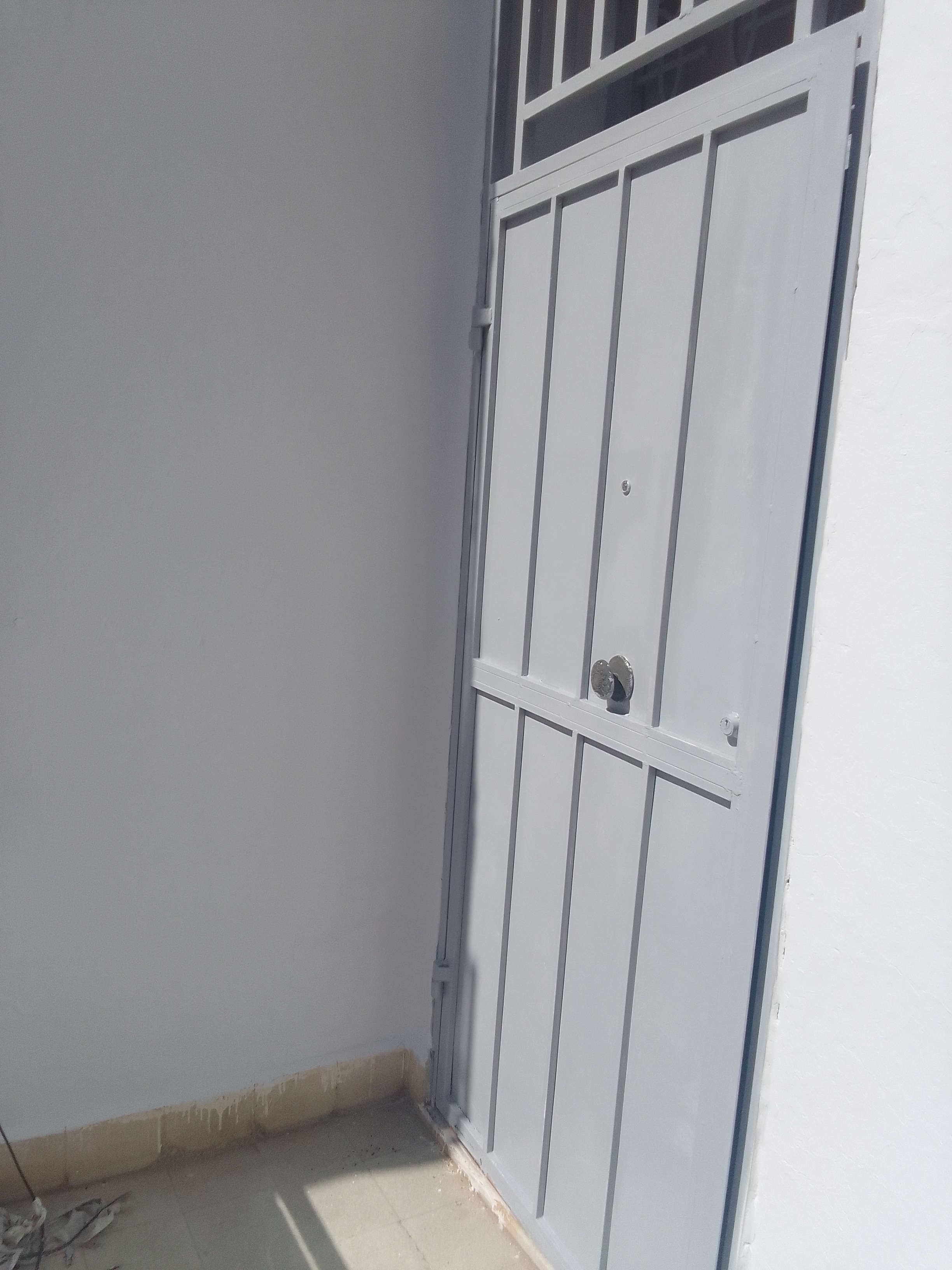 Sfax Ville Sfax Vente Appart. 1 pice Petit appartement au centre ville au 100 metres