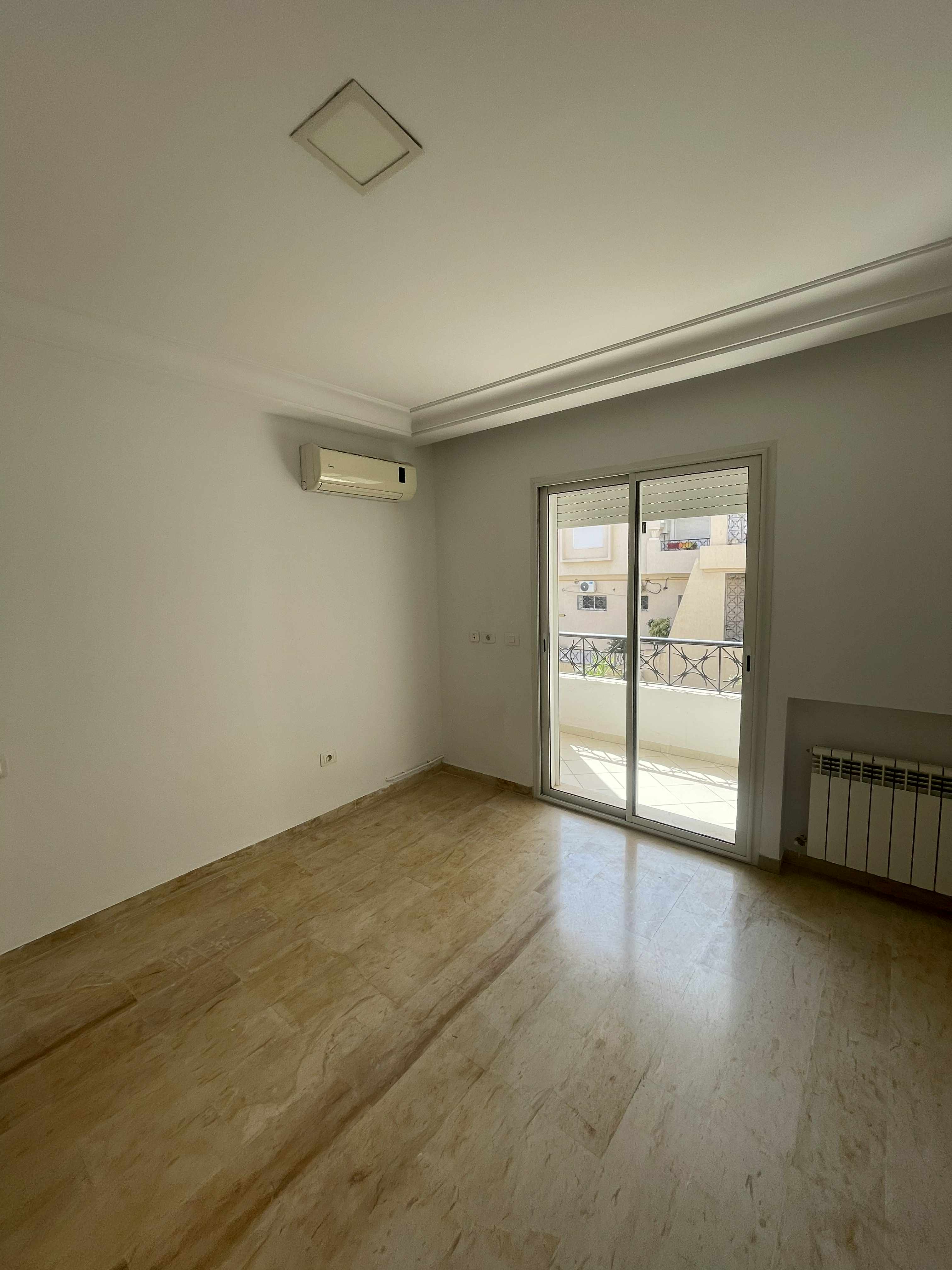 Ariana Ville Cite Ennasr 2 Vente Appart. 4 pices Appartement  ennaser 2