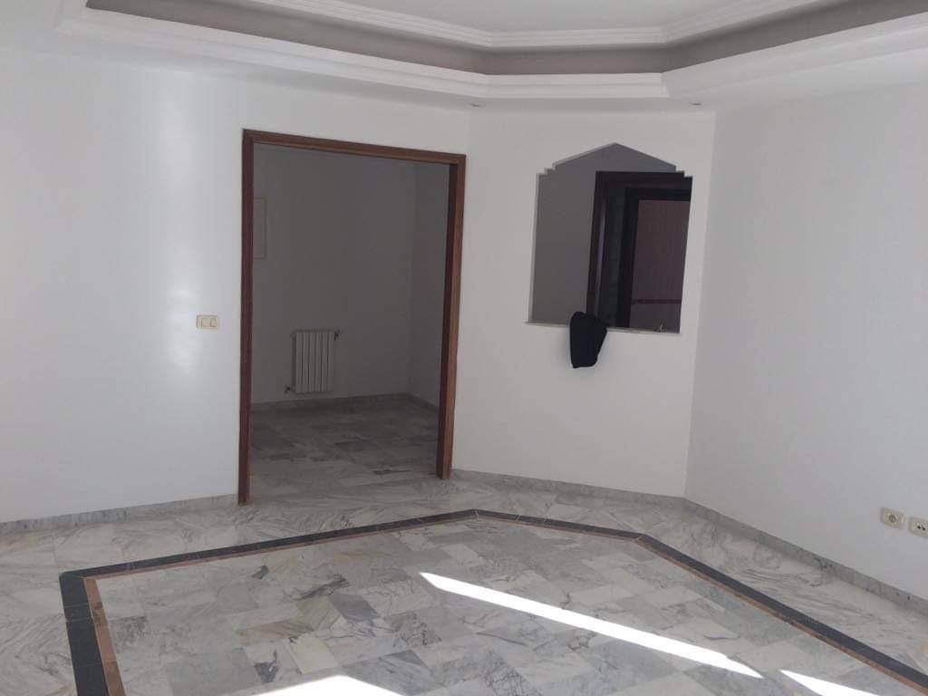 Ariana Ville El Menzah 7 Location Appart. 4 pices Appart menzah 7 bis haut standing s plus 3