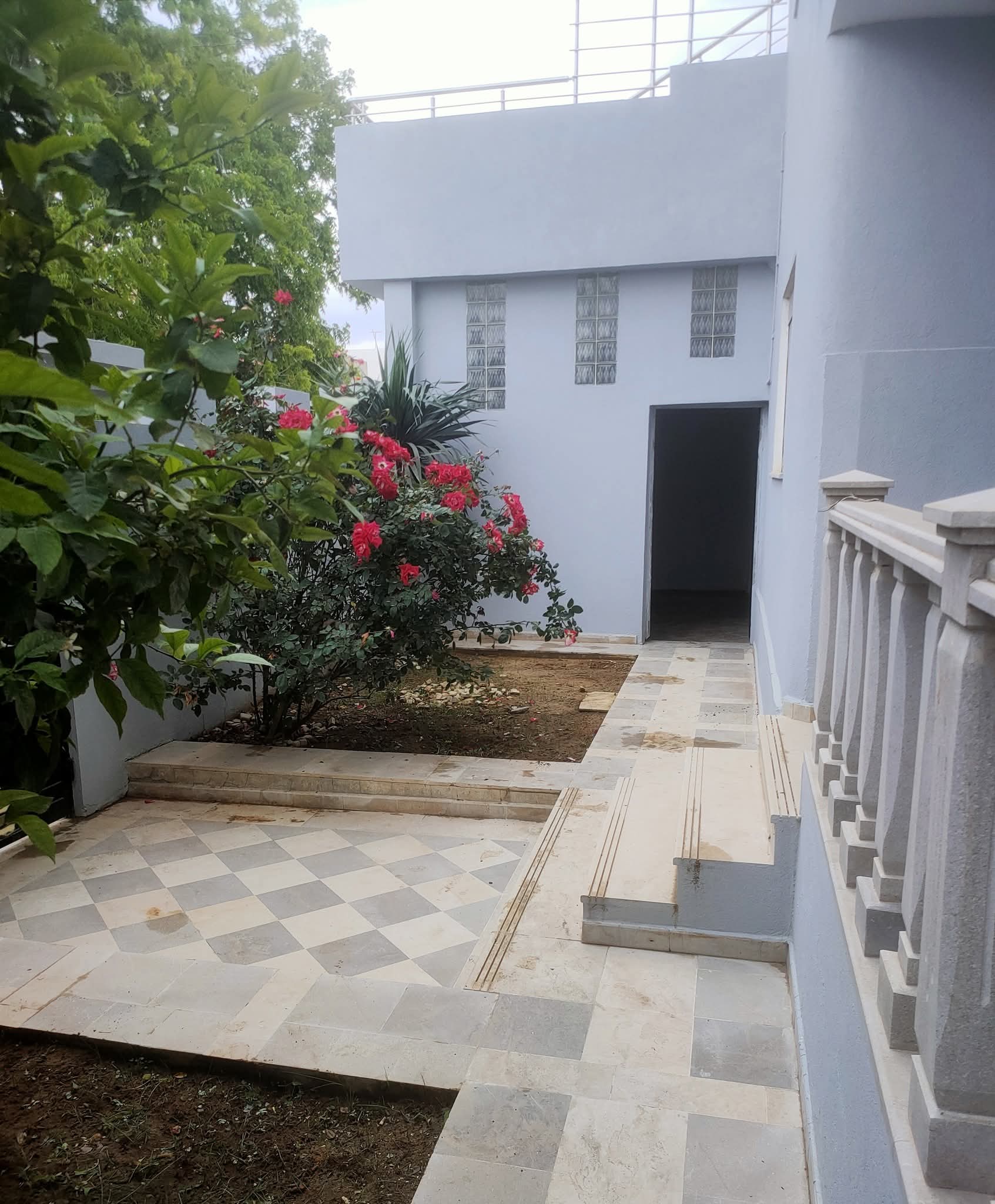 Hammam Chatt Hammam Chatt Vente Maisons Immeuble magnifique  ben arous