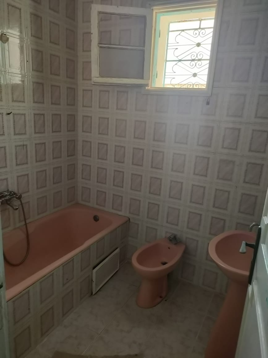 Raoued&nbsp;Cite Chaker&nbsp;Vente&nbsp;Maisons&nbsp;Villa a raoued cit� chaker wb4333