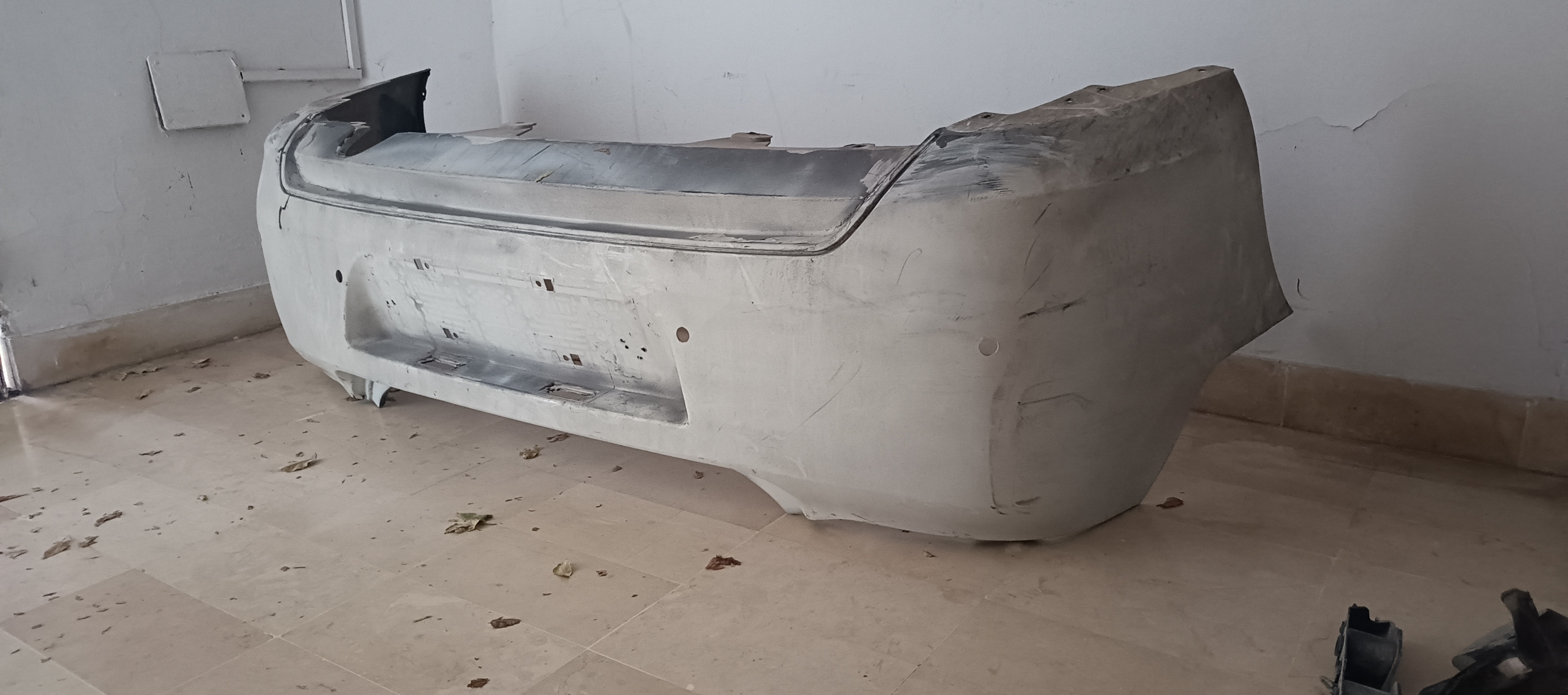 El Omrane El Omrane Tuning et Styling Carrosserie et Extrieur Pare choc arrire peugeot 301