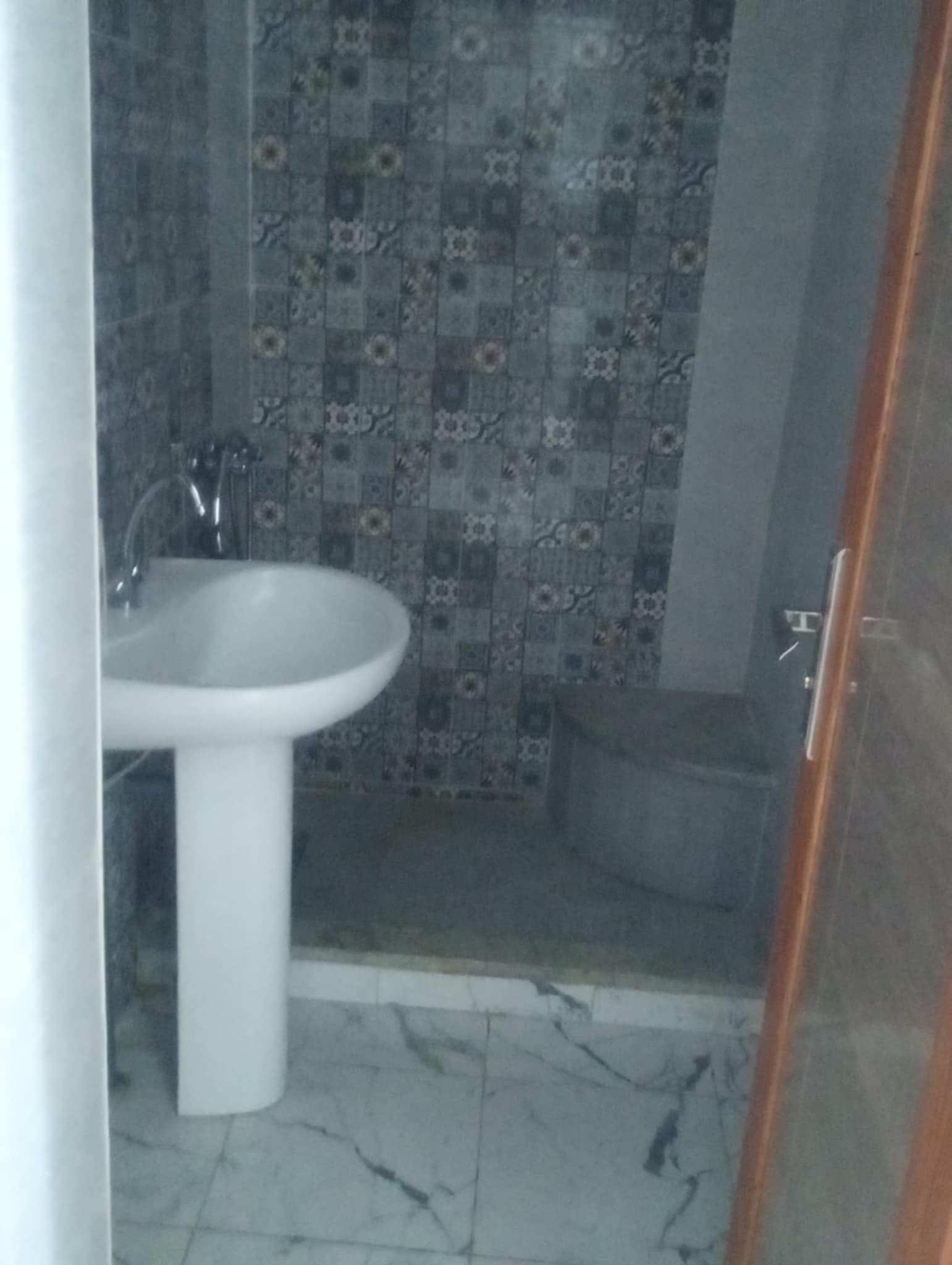 Bab Bhar&nbsp;Bab El Jazira&nbsp;Vente&nbsp;Appart. 3 pi�ces&nbsp;S3 rue de maroc avec magasin