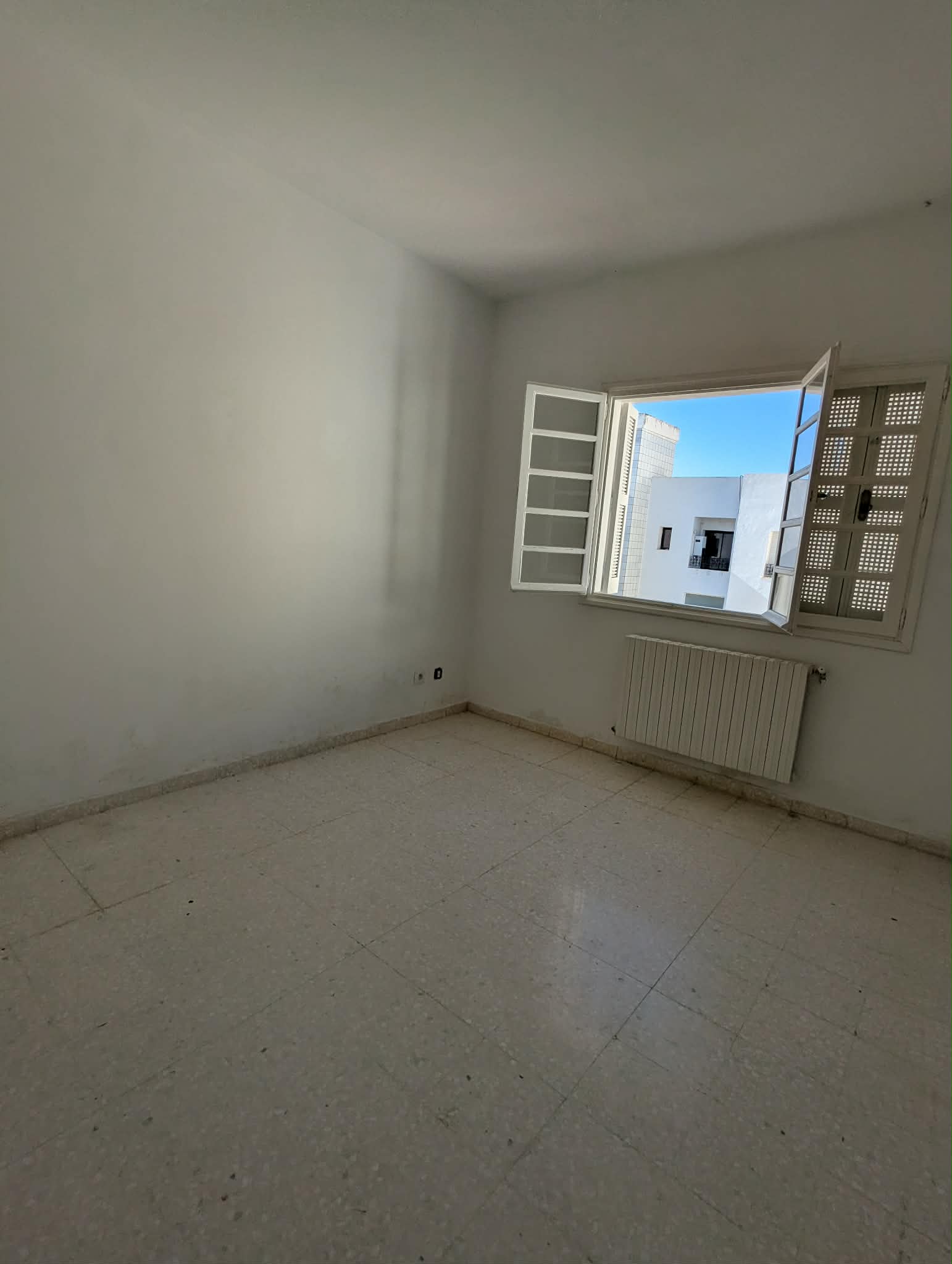 La Marsa&nbsp;Berge Du Lac&nbsp;Vente&nbsp;Duplex&nbsp;Duplex tres spacieux avec vue